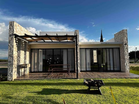 Amazing "House in Bernal"
