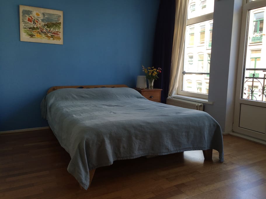 Double bed, linen and towels are provided.