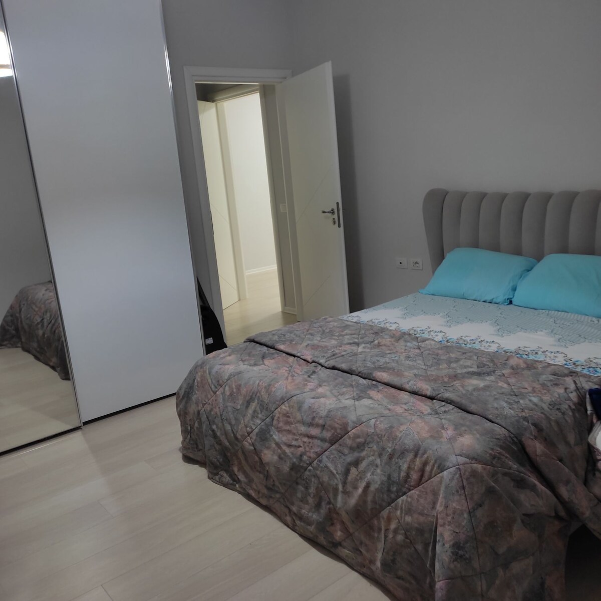 Listing 827361901490817975