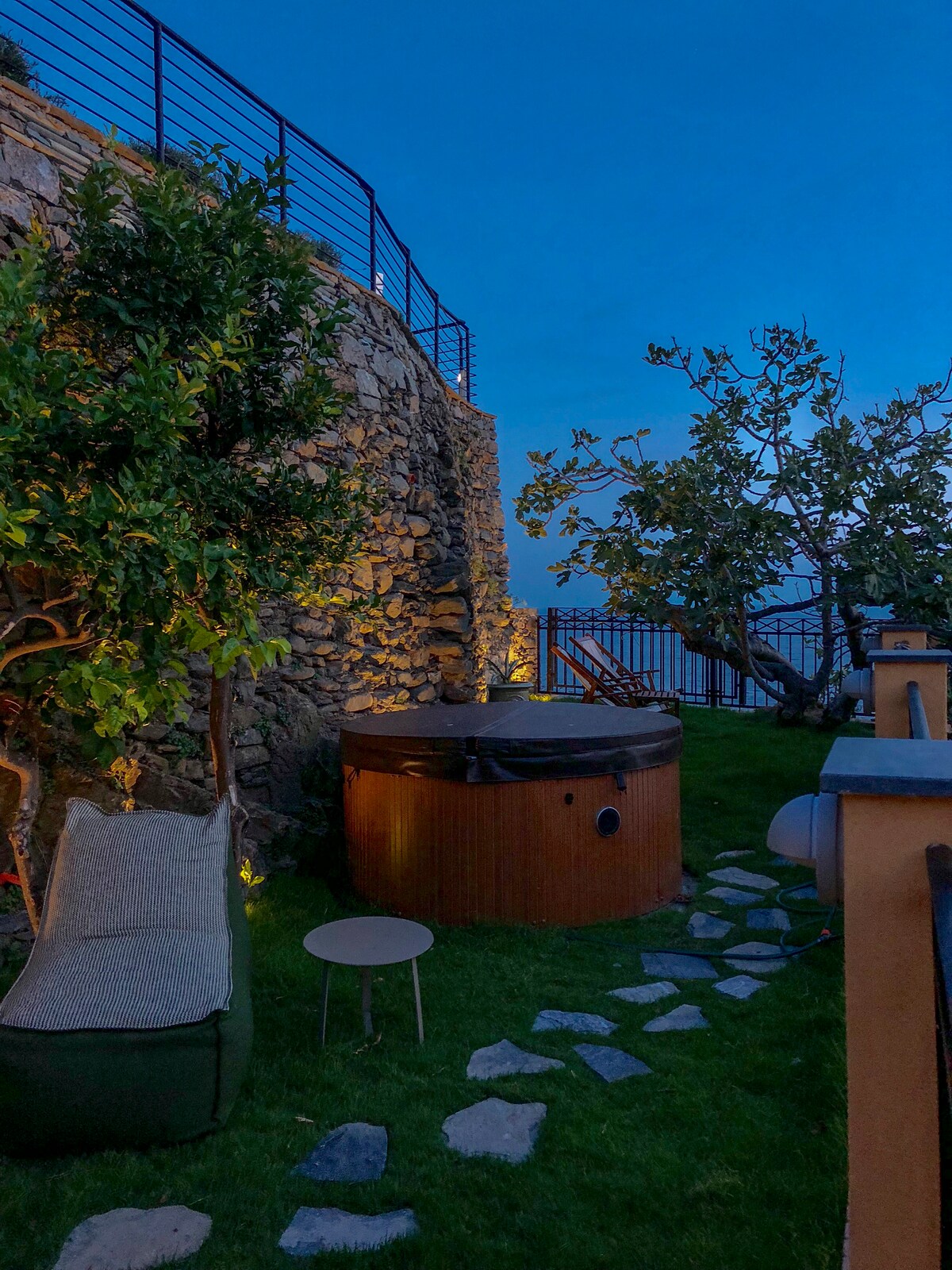 Agave 302 : Private garden above the sea! - Houses for Rent in Riomaggiore,  Liguria, Italy - Airbnb