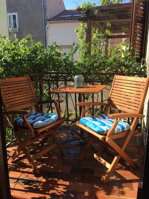 Terrace only for guests