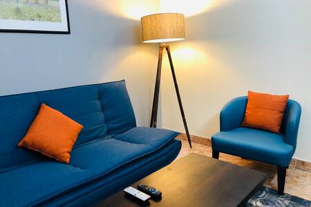 The Den - Hidden Jewel @ BTM 2nd Stage