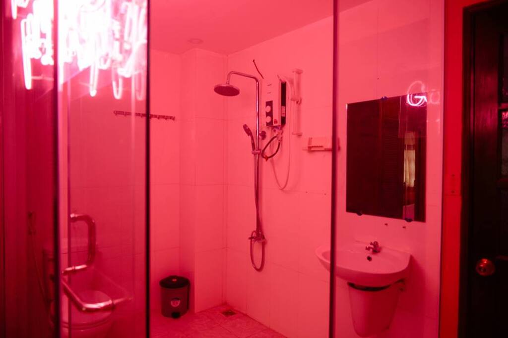 ROMANTIC SPACE <3