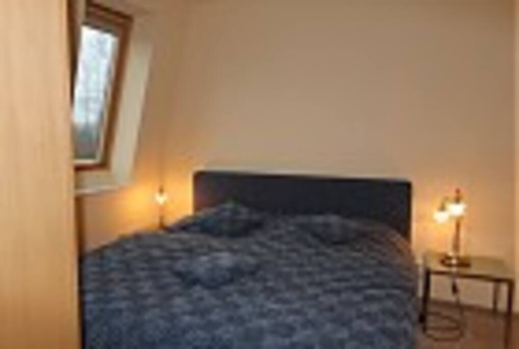 Schlafzimmer 2