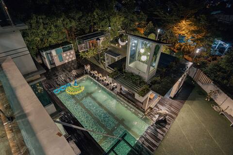 42Pax: 13BR Thai Villa | Luxury Vacation @ PJ