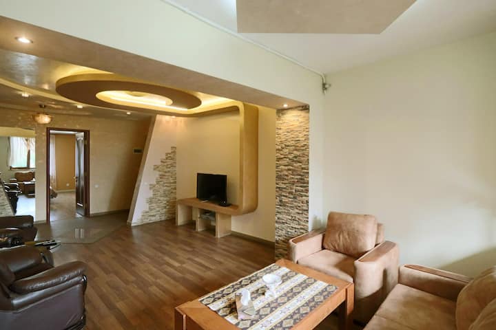 2-bedroom on the 19 Tumanyan str