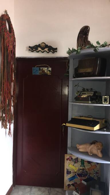Entrada de la habitación la Capilla