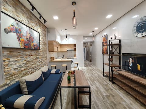 LUXURIOUS STONE APARTMENT IN REPUBLIC SQUARE