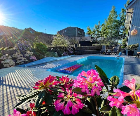 spacious house with heated pool outside Oslo