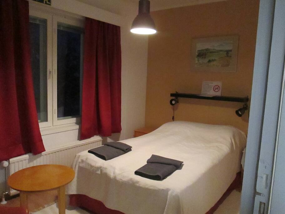 Mutenia, bedroom