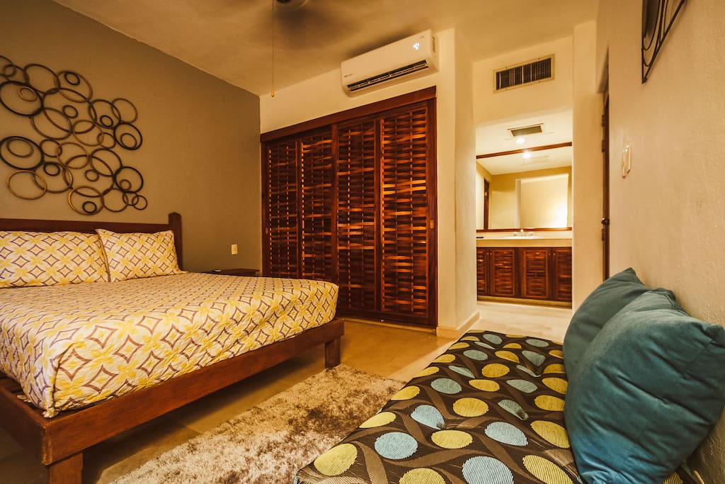 Master suite with queen bed and en suite bathroom