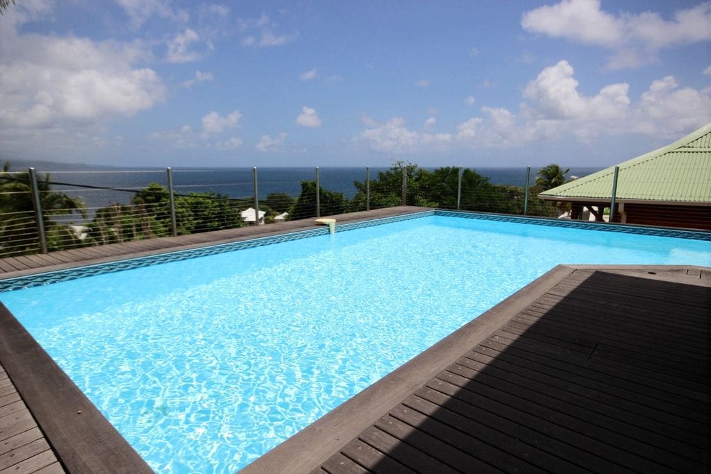 Piscine de 8m*4m avec vue mer