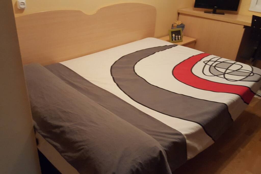 CAMA / BED