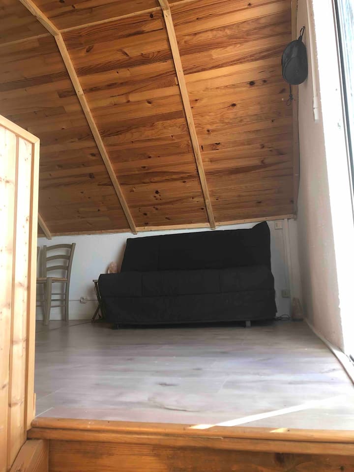 Dhomë gjumi 2
