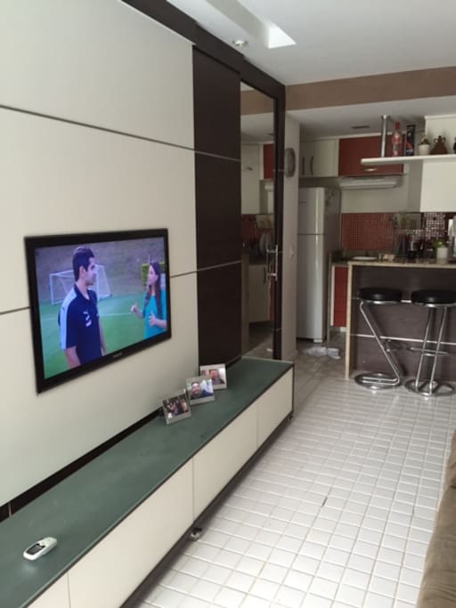Sala de Estar com Cozinha Americana