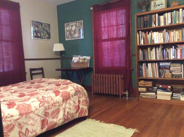 Airbnb 1352 Hancock Road Vacation Rentals Places To Stay