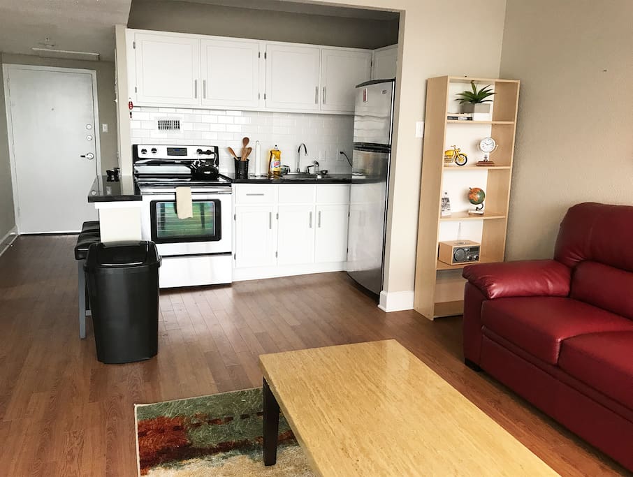 Open Layout Full Kitchen