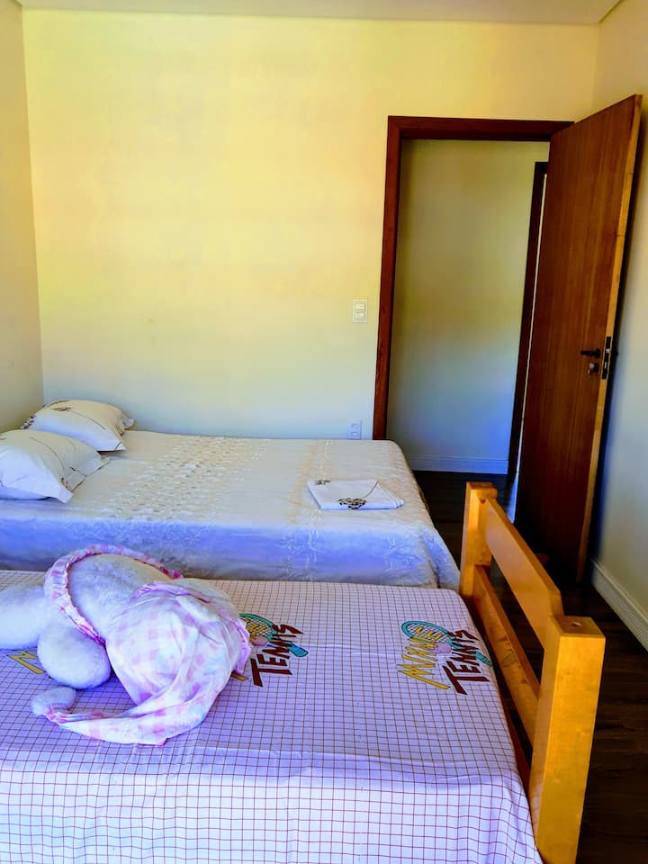 غرفة النوم 2