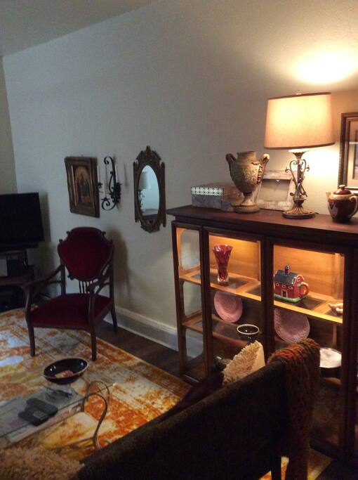 Living rm.
