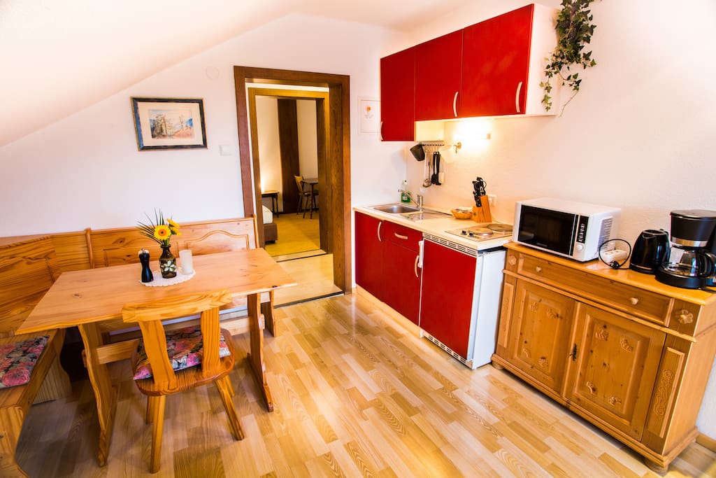 Apartment Bachstelze Essbereich und Küche