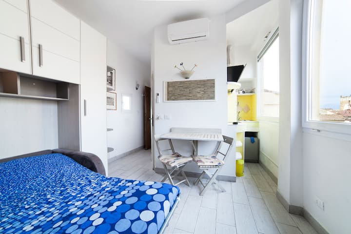 Savršen smještaj! Domaćin je vrlo susretljiv, odgovara na sva pitanja i spreman je pomoći s napojnicama i trikovima kako biste doživjeli najbolje od grada! Svakako preporučujem ovaj smještaj!
 
Još VAM JEDNOM ZAHVALJUJEMO na izvrsnom ugošćivanju! Uistinu cijenimo sve što ste učinili za nas! Bilo je to nevjerojatno iskustvo i definitivno ćemo ponovno posjetiti Firencu u najkraćem mogućem roku! Želim vam sve najbolje! Mila i Lyubie :)