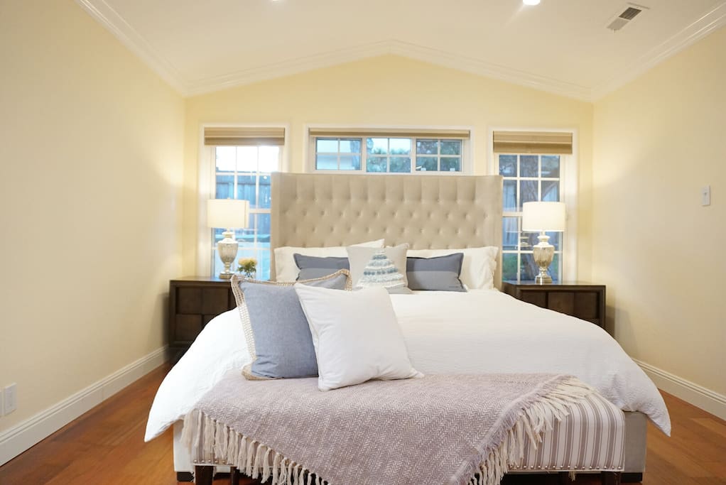 Brand new calking bed with comfortable pillows and 100% premier cotton beddings are all prepared for you.