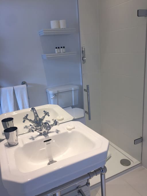 Guest Shower Room