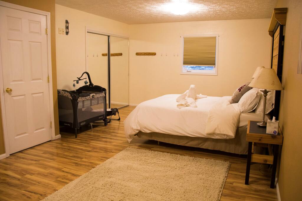 1. Master queen bathroom with own bathroom