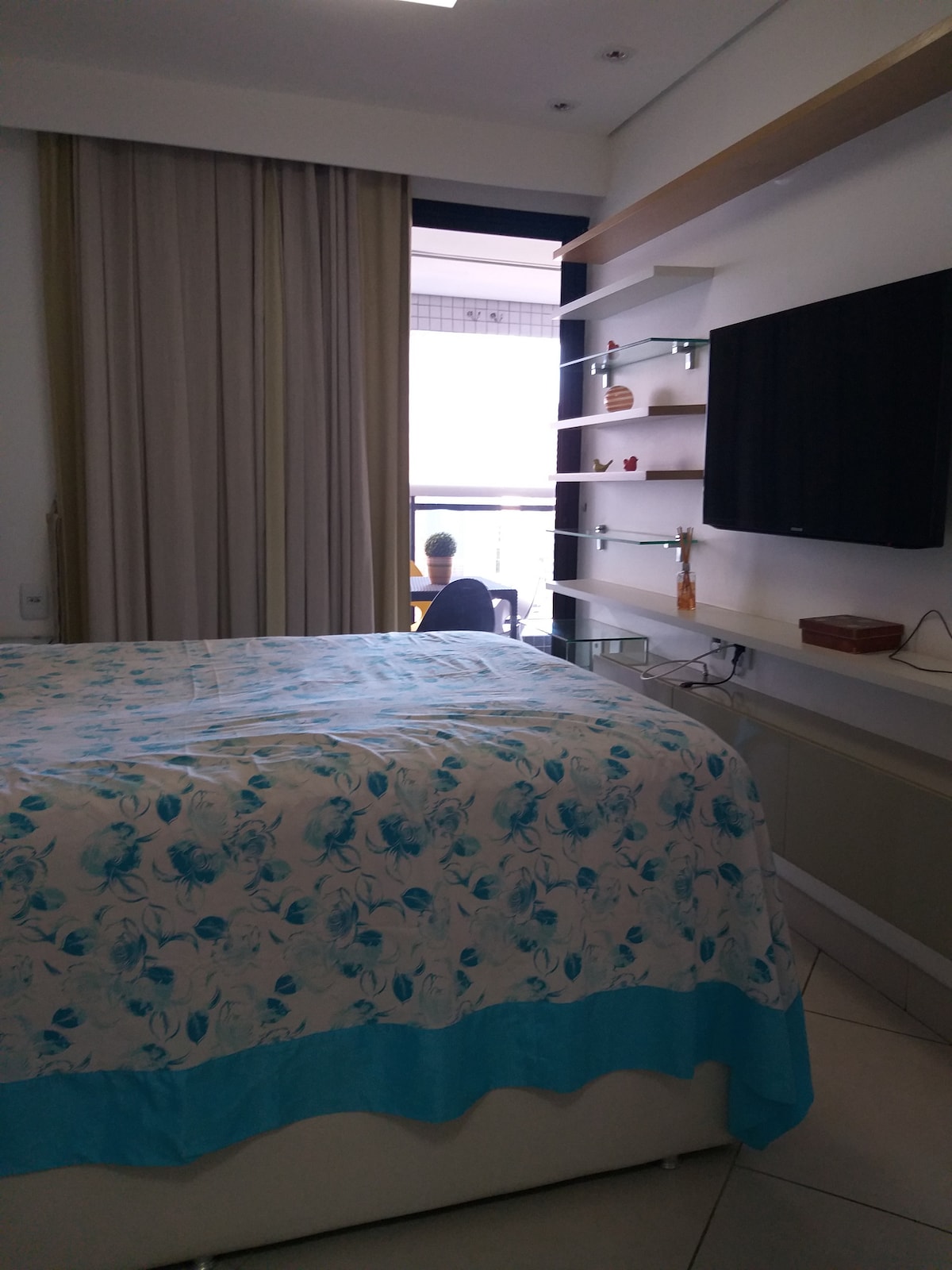 Foto do anúncio de Apartamento mobiliado na beira mar em Beira Mar, Fortaleza