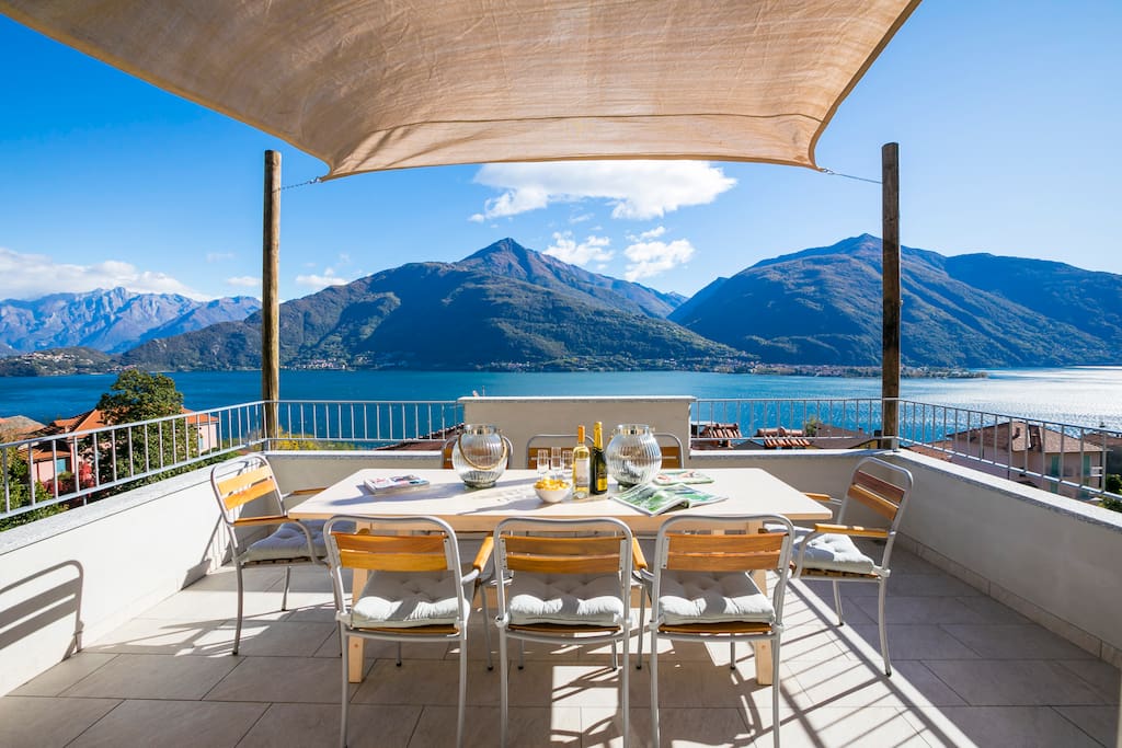 Al fresco dining with magnificent view of the lake