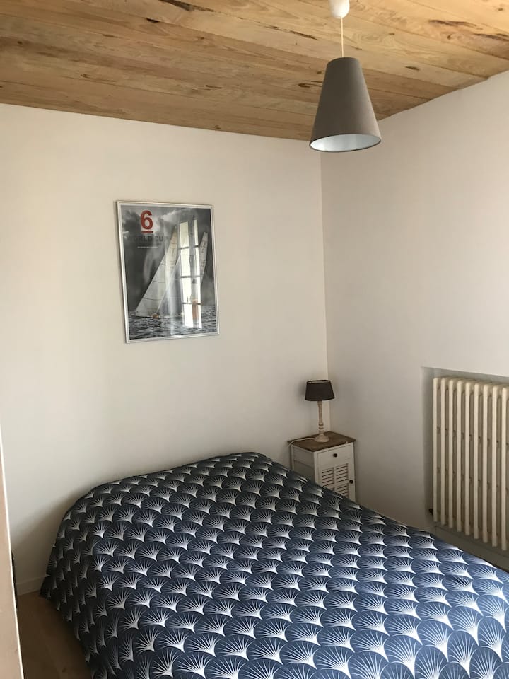 ห้อง n • ชั้นล่าง 3