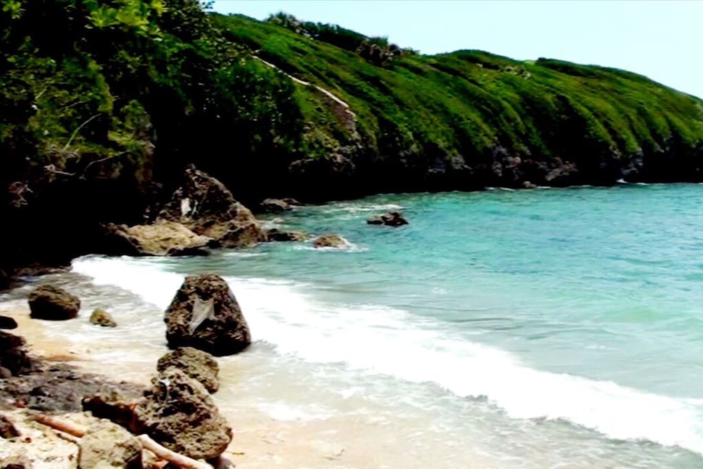 Sea Dog Inn beach