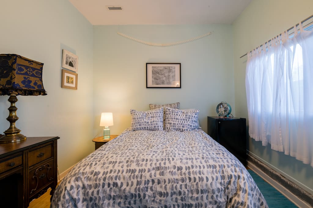 Airbnb Cozy Room and Bath in Historic Niles District