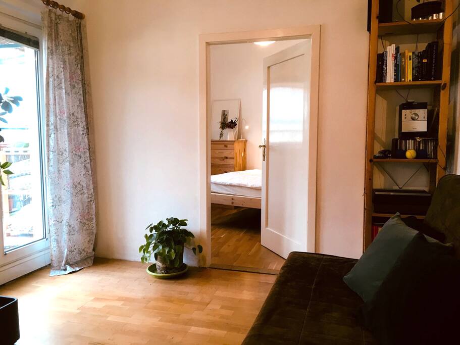Wohnzimmer / Living Room