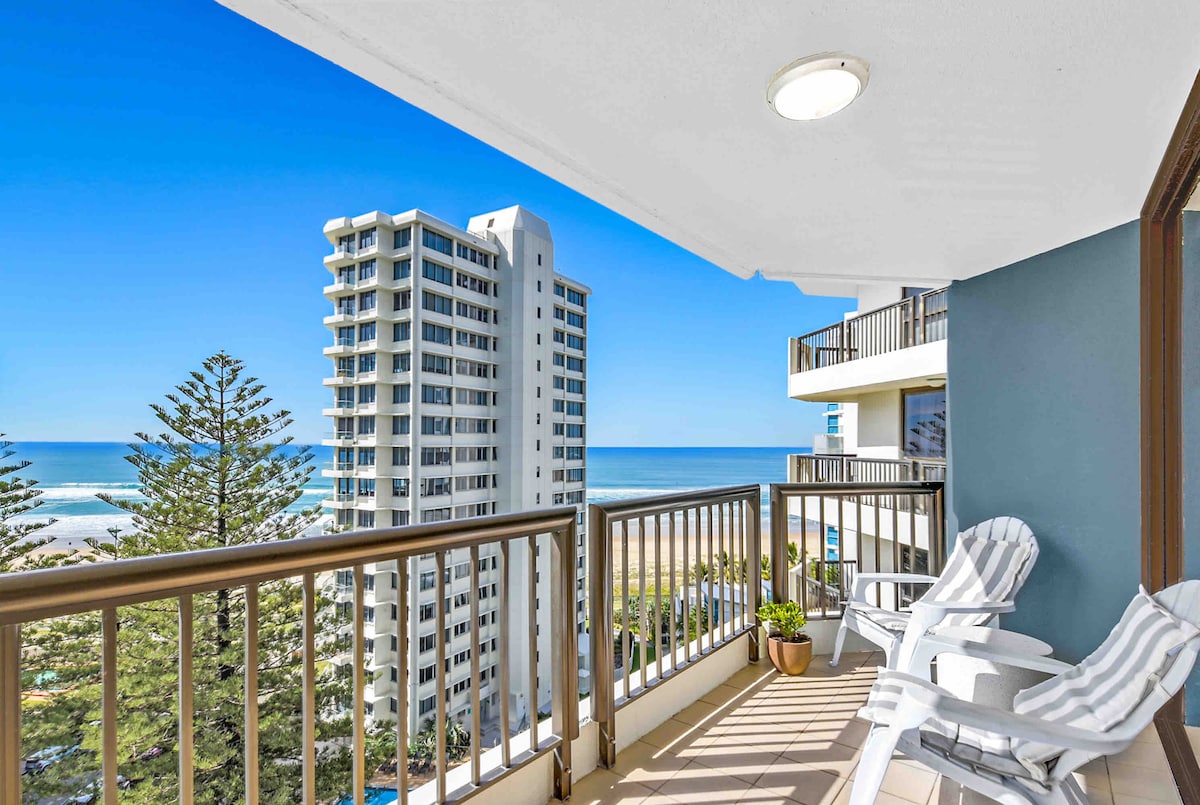 Popular Airbnb listing: *Amazing Beachfront  Apt(Near Q1/Caville Ave) 5Pax in Queensland