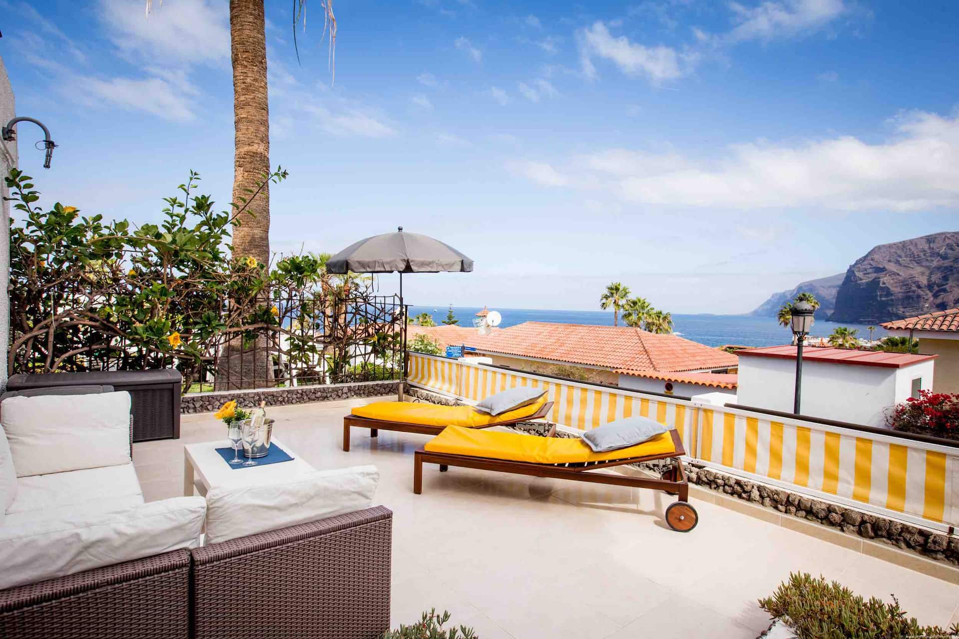 Tranquil retreat with stunning views