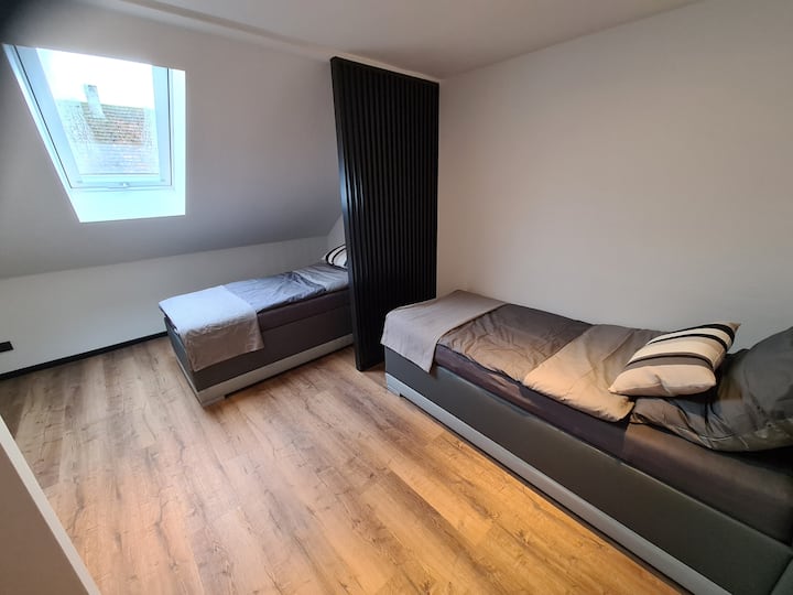 საძინებელი 1