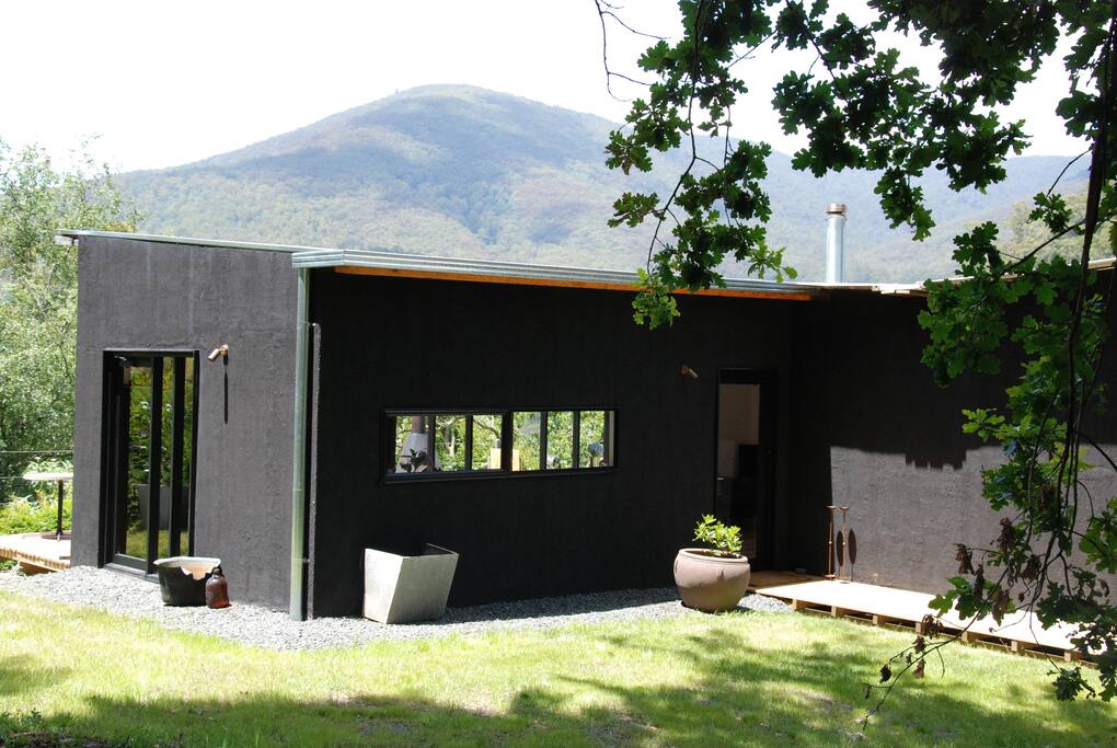 Mr Oak Warburton Houses for Rent in Warburton, Victoria, Australia