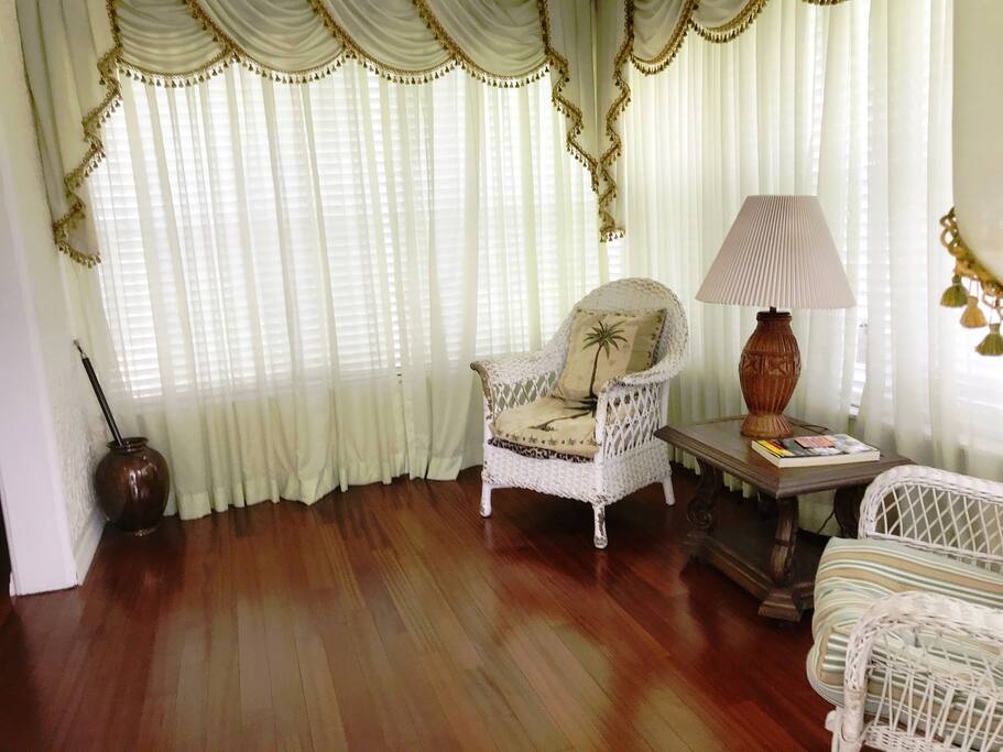 Sitting Room at the Entrance
