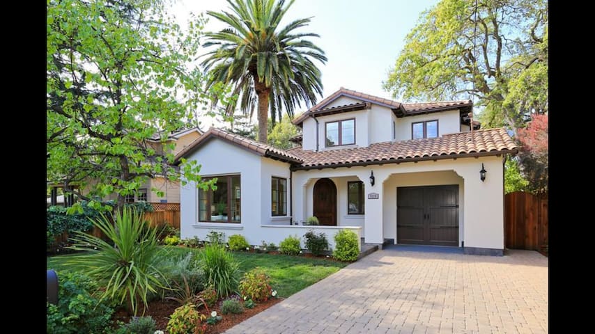 Luxurious recently built Mediterranean Home