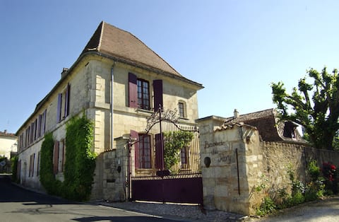 Domaine La Bastide du Roy (up to 24 people)