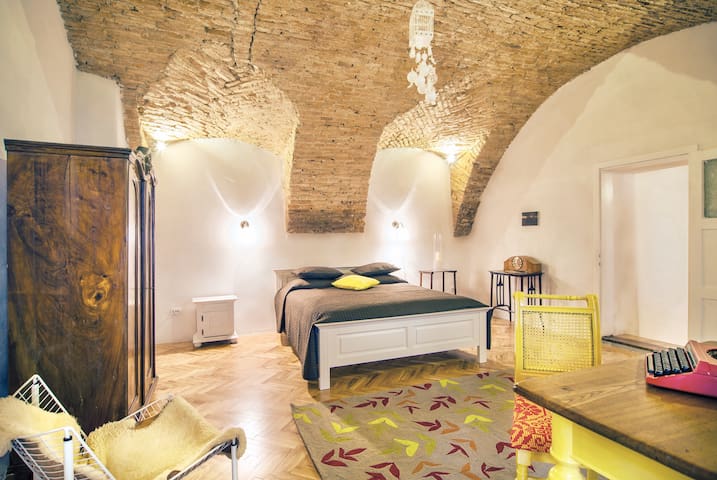 Cluj Apartments managed Airbnb listing 1