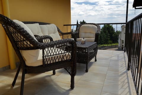 Villa Celzia-2 Bedroom Apartment-Balcony, Sea view