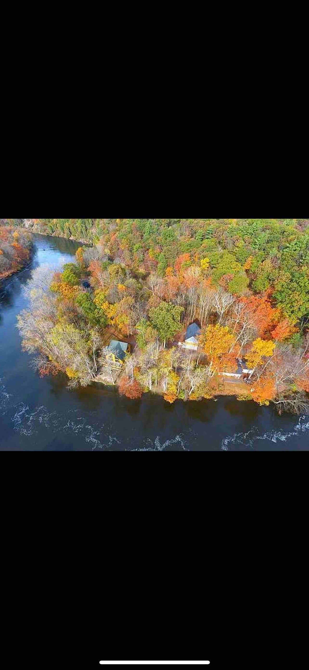 River Run Retreat new home on the Muskegon! Cabins for Rent in Newaygo, Michigan, United