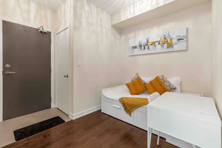 Საწოლი / ერთდღიანი საწოლი 