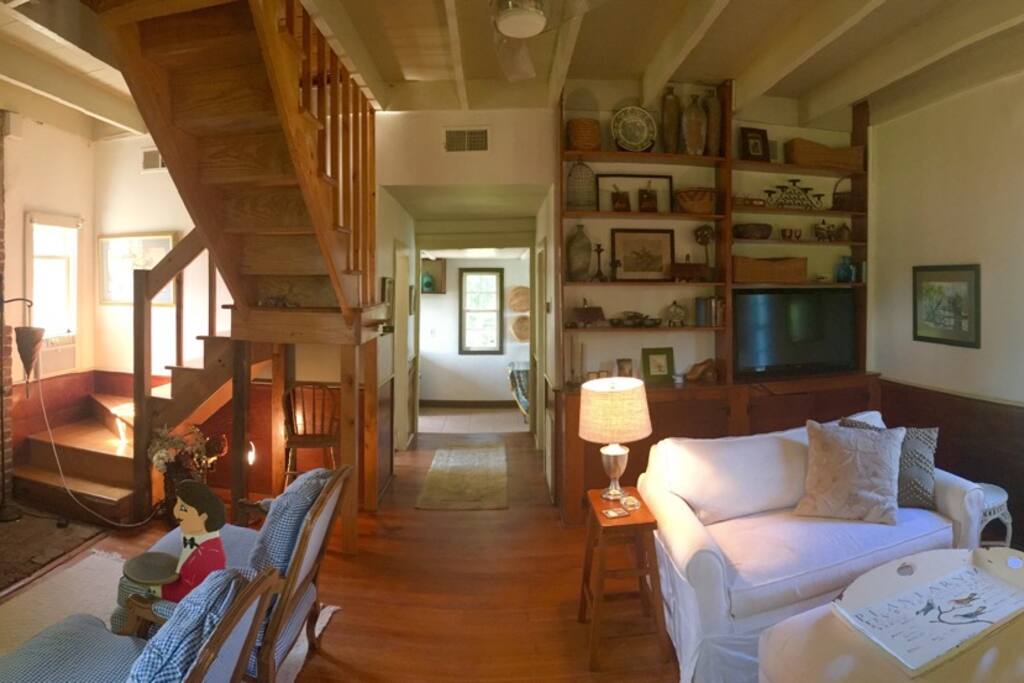 Open living room perfect for late night chats or early morning reading