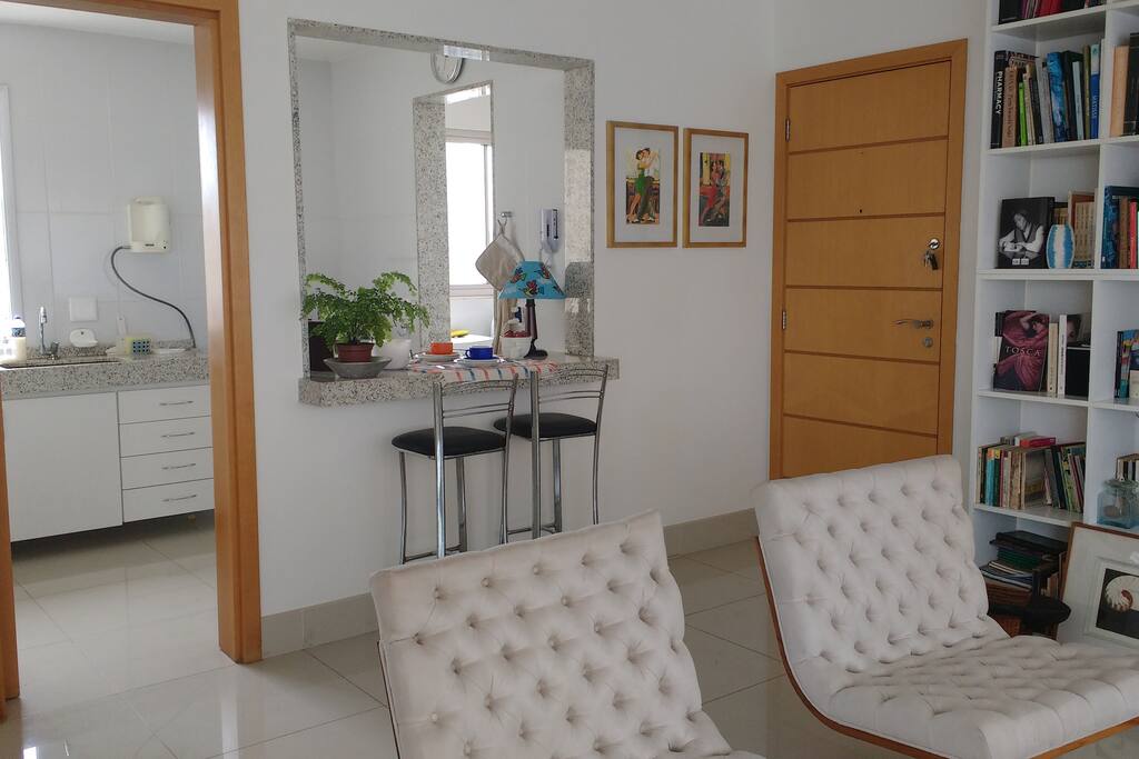 Sala interligada com a cozinha