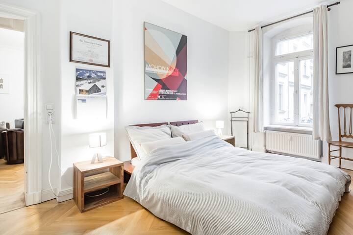 Spacious Prenzlauer Berg Apartment in Quiet Street gallery image 2