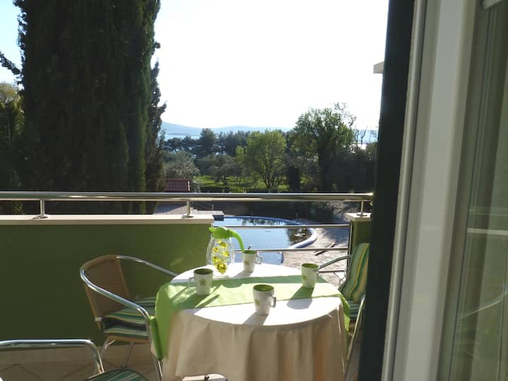 Vila Smirna / Apartment 5 (2+2) - Sveti Filip i Jakov