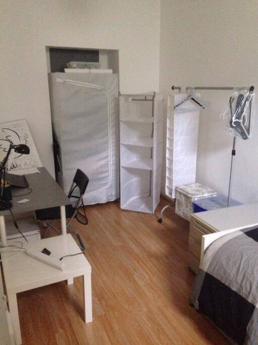 15 m2 room